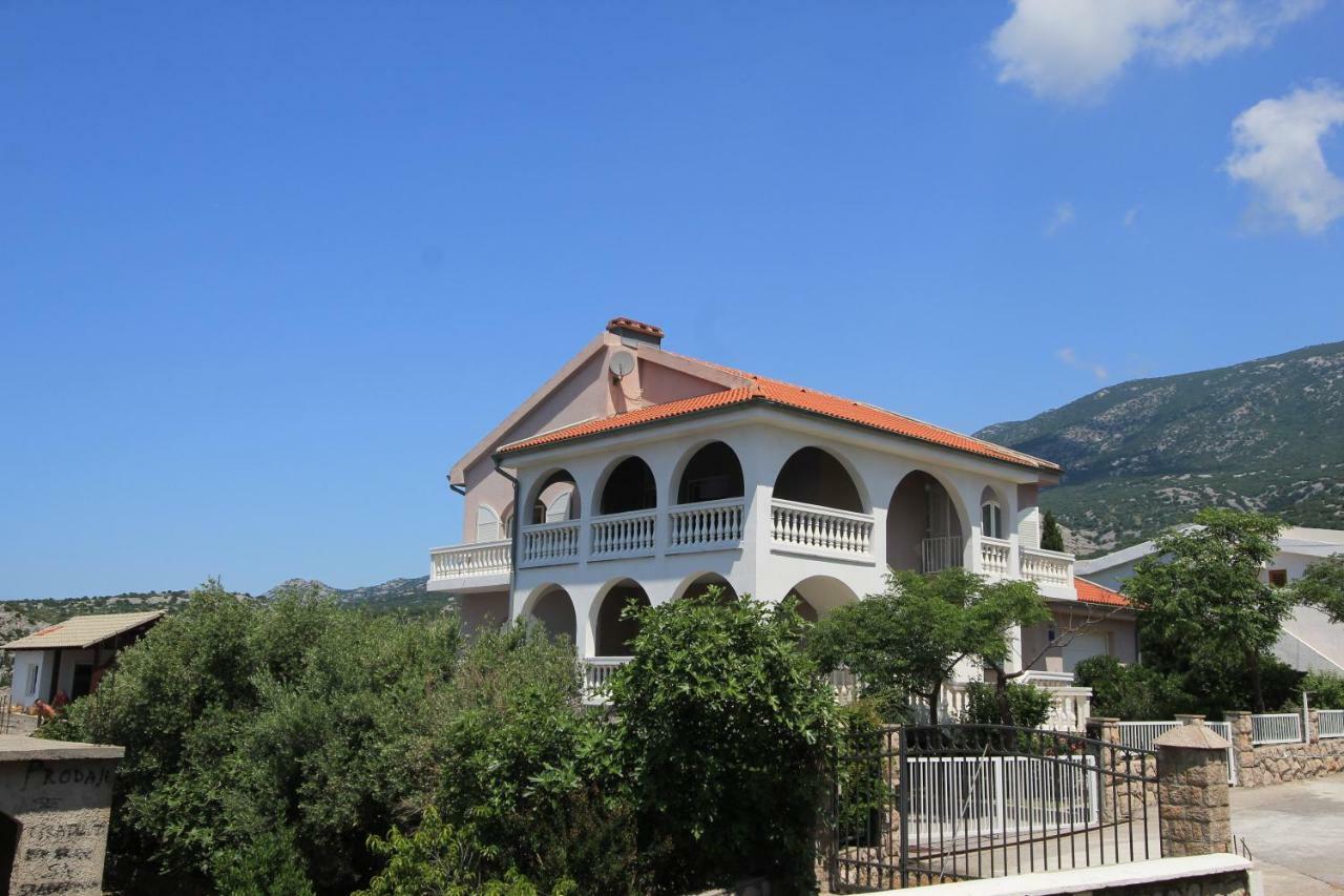 Villa Mihaela - Apartment Ana Cesarica Zewnętrze zdjęcie